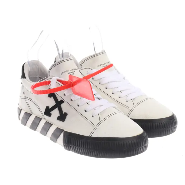 Sneaker, in Beige, Off-White