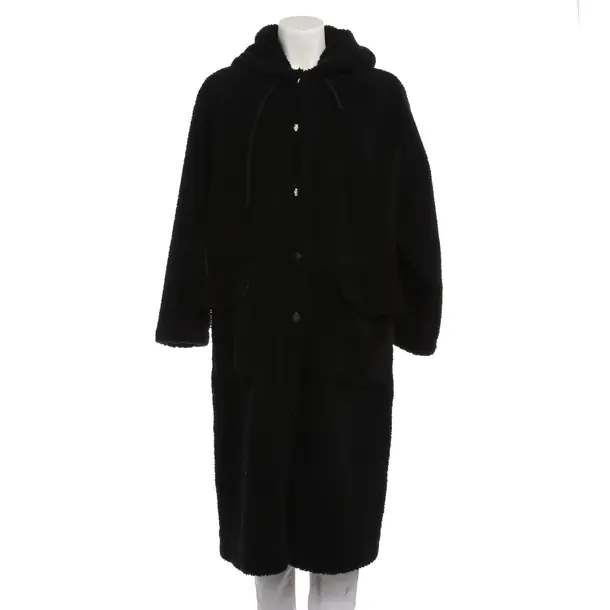 Wintermantel, in Schwarz, Polyester, Stand Studio