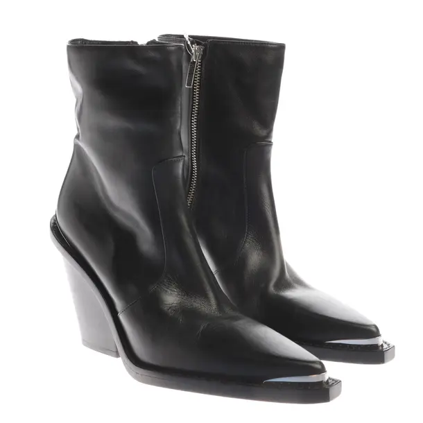 Ankle Boots in Black, , Paris Texas