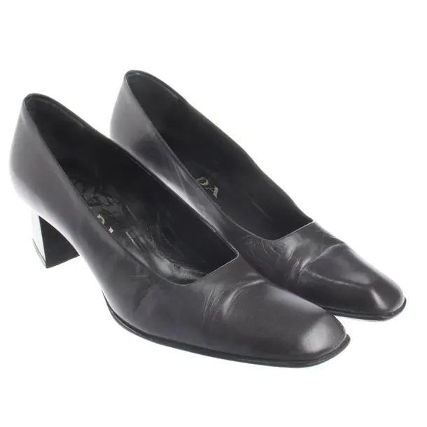 Décolleté, in Grigio scuro, Prada