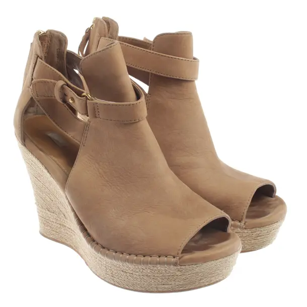 Wedges, in Camel, UGG Australia