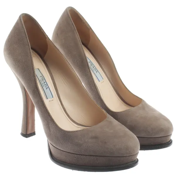 Pumps, in Hellbraun, Prada