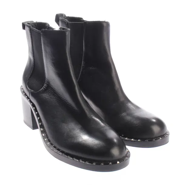 Ankle Boots, in Black, Ash