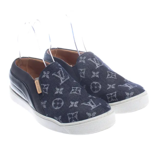 Sneaker, in Navy, Louis Vuitton