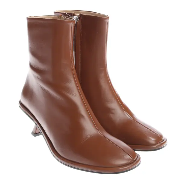 Ankle Boots in Brown, , Souliers Martinez