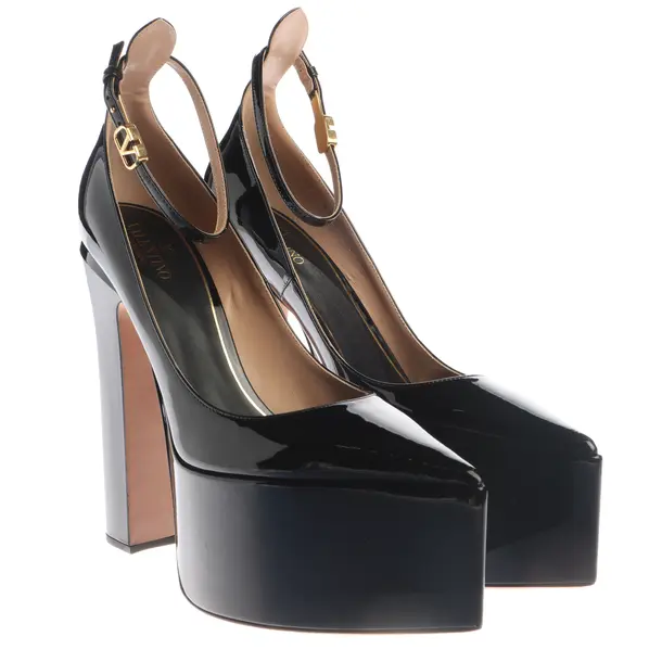 Pumps in Black, , Valentino