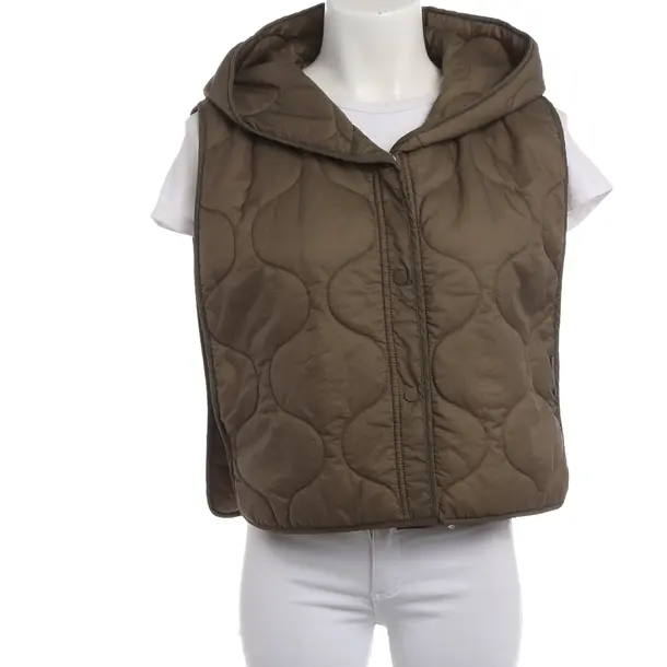 Vest in Green, Polyamide, Closed