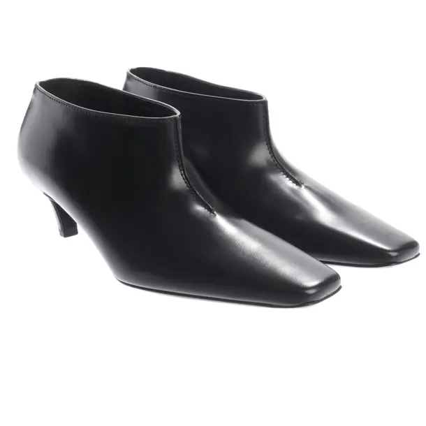Ankle Boots, in Black, Totême