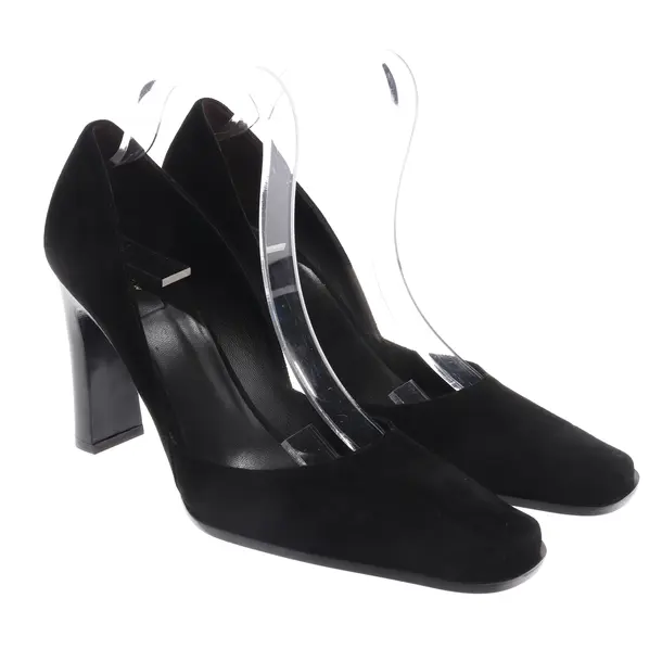 Pumps, in Black, The Row