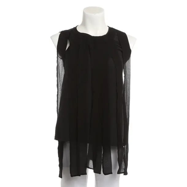 In alto, in Nero, Seta, Max Mara