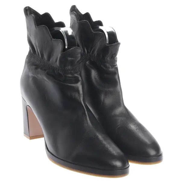 Stiefeletten in Schwarz, , Red Valentino