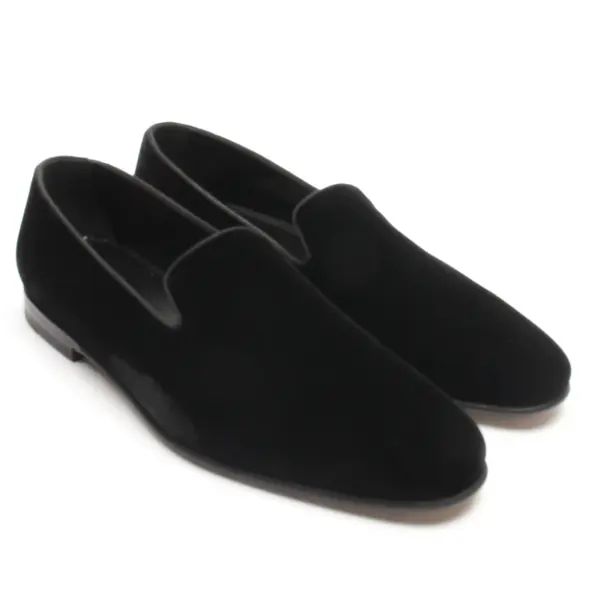 Loafers in Black, , Manolo Blahnik