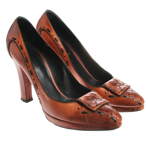 Pumps in Braun, , Bottega Veneta