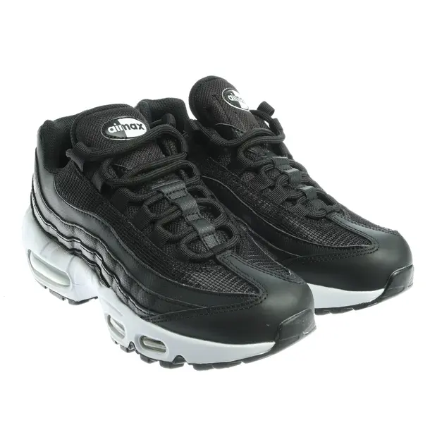 Sneakers in Black, , Nike