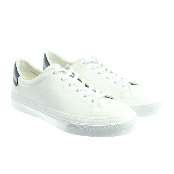 Sneakers in White, , Givenchy