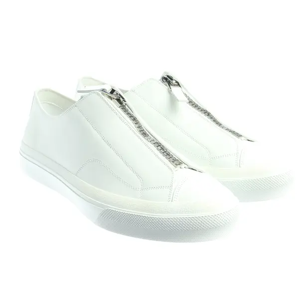 Sneakers in White, , Givenchy
