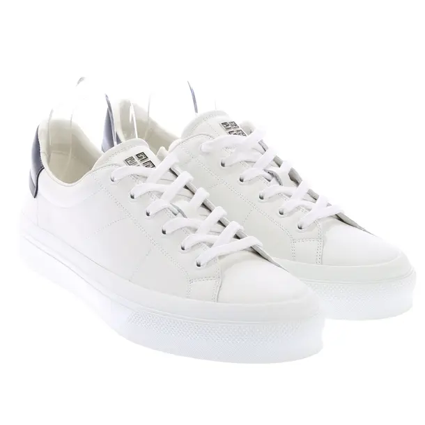 Sneaker in Weiß, , Givenchy