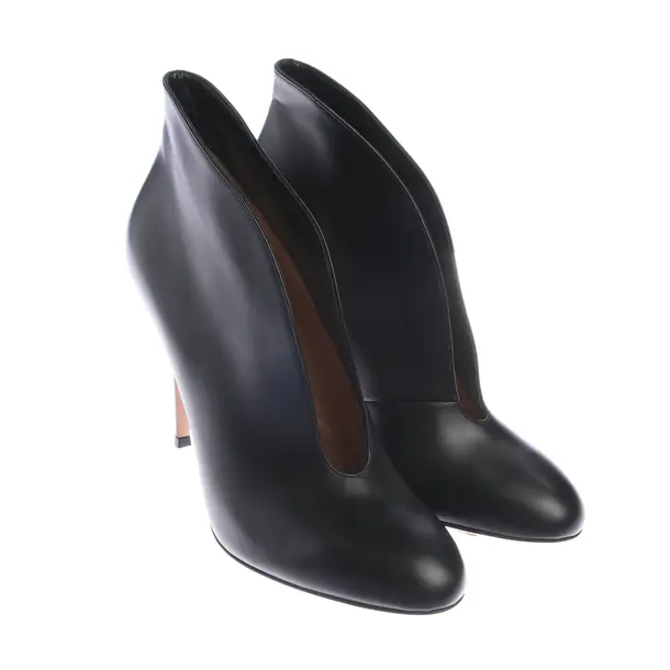 Pumps in Black, , Gianvito Rossi