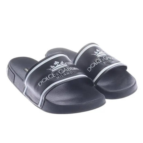 Slides, in Schwarz, Dolce & Gabbana