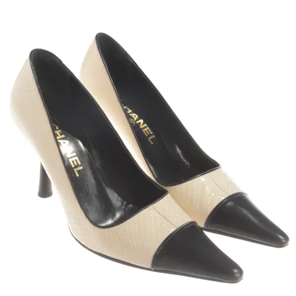 Pumps, in Beige, Chanel