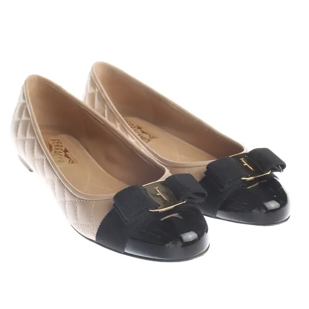 Ballerinas, in Braun, Salvatore Ferragamo