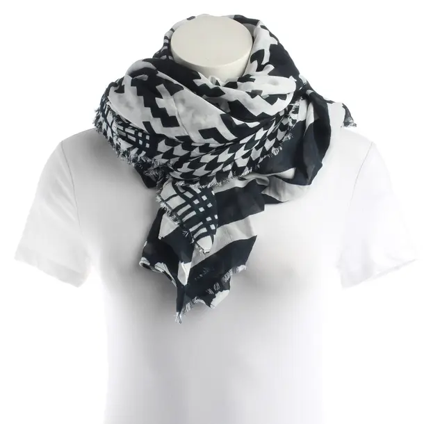 Shawl, in Black, Viscose, Marc Cain