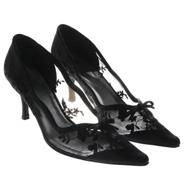 Pumps in Black, , Stuart Weitzman