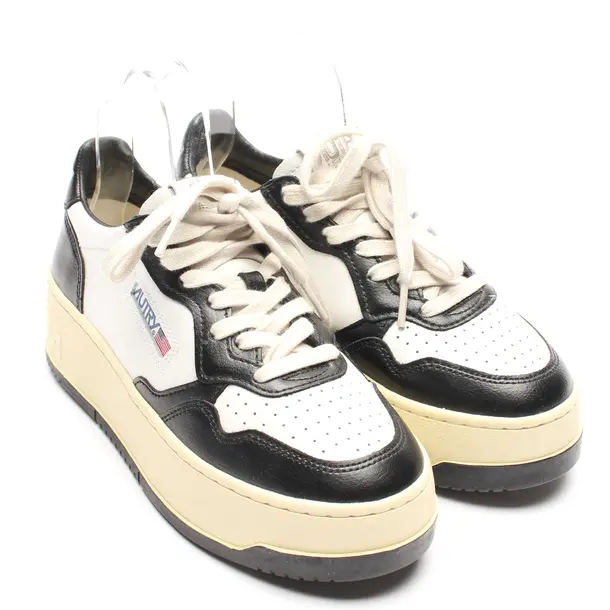 Sneakers in Black, , Autry