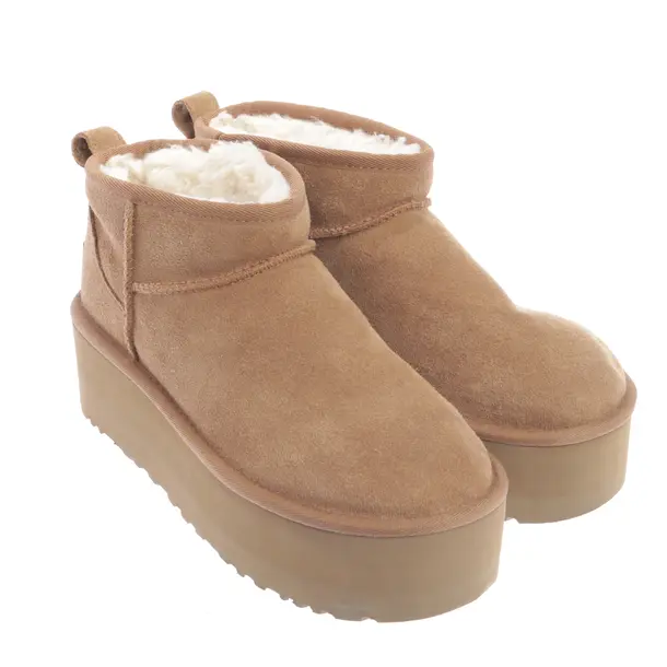 Winterboots in Braun, , UGG Australia