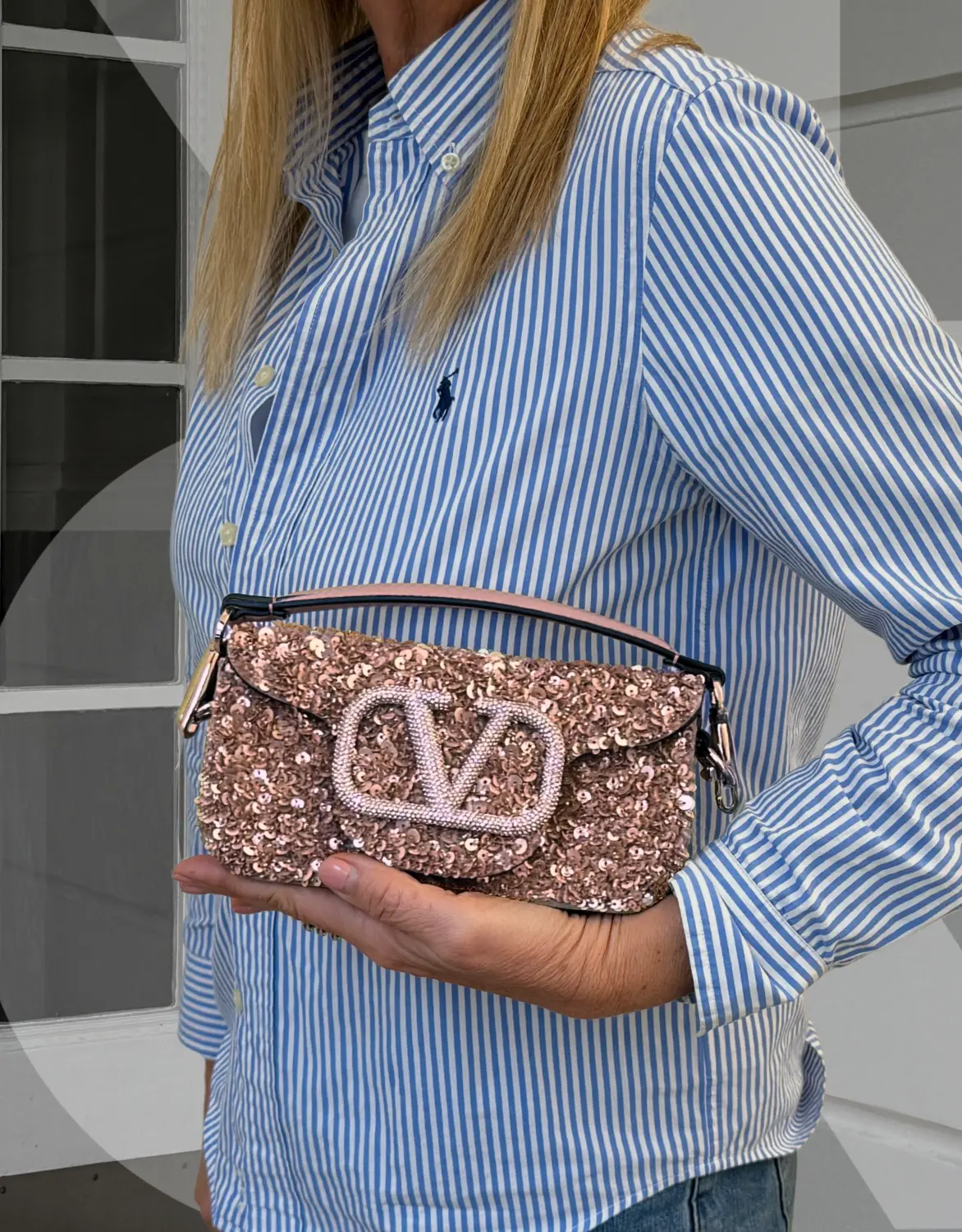 Gewinne eine Valentino Bag!